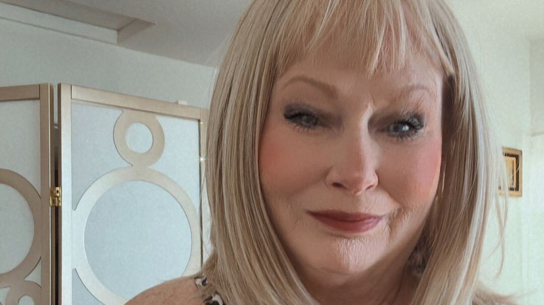 Conheça a idosa de 72 anos que ganha mais de R$ 250 mil por mês no OnlyFans: “Criticam a minha aparência, mas faturo uma fortuna