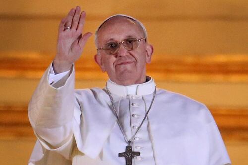 Papa Francisco deve ter alta hospitalar neste domingo