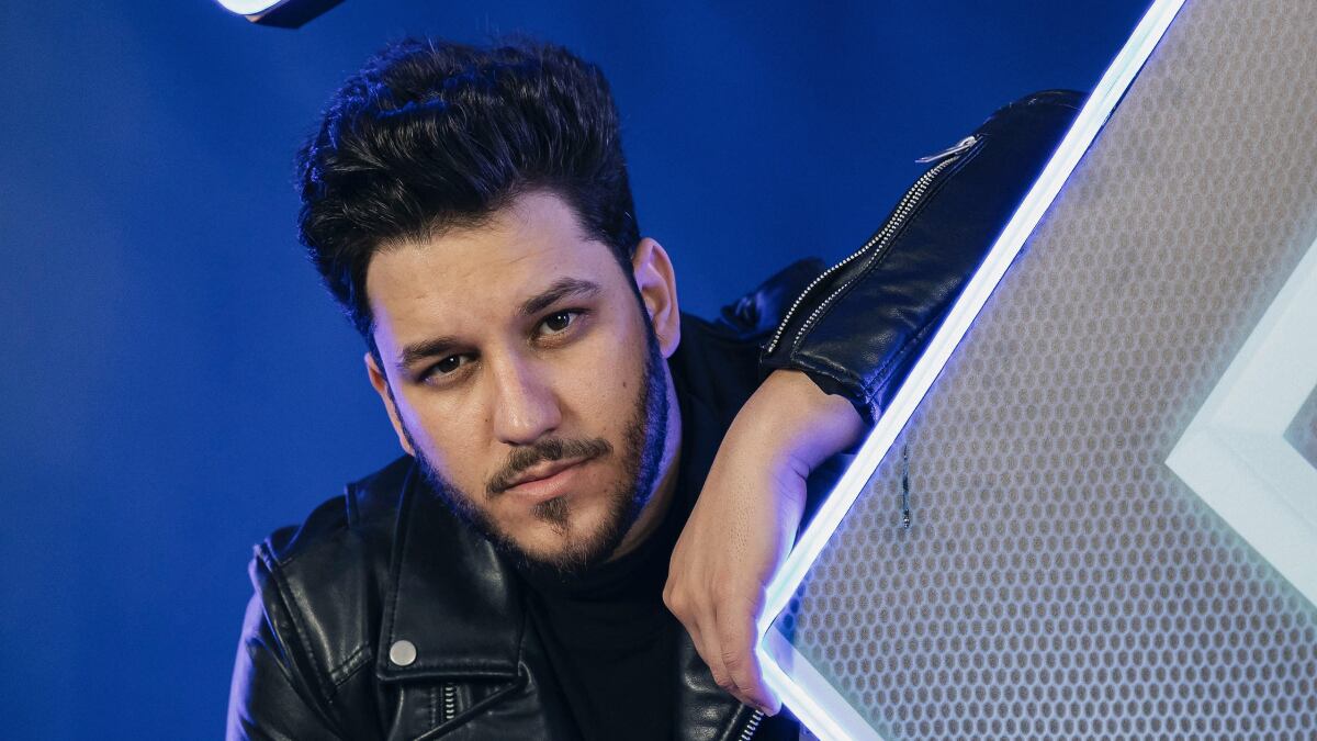 Lucca, campeão da 1ª temporada do reality musical 'Estrela da Casa', da TV Globo, faz show na cidade de São Paulo