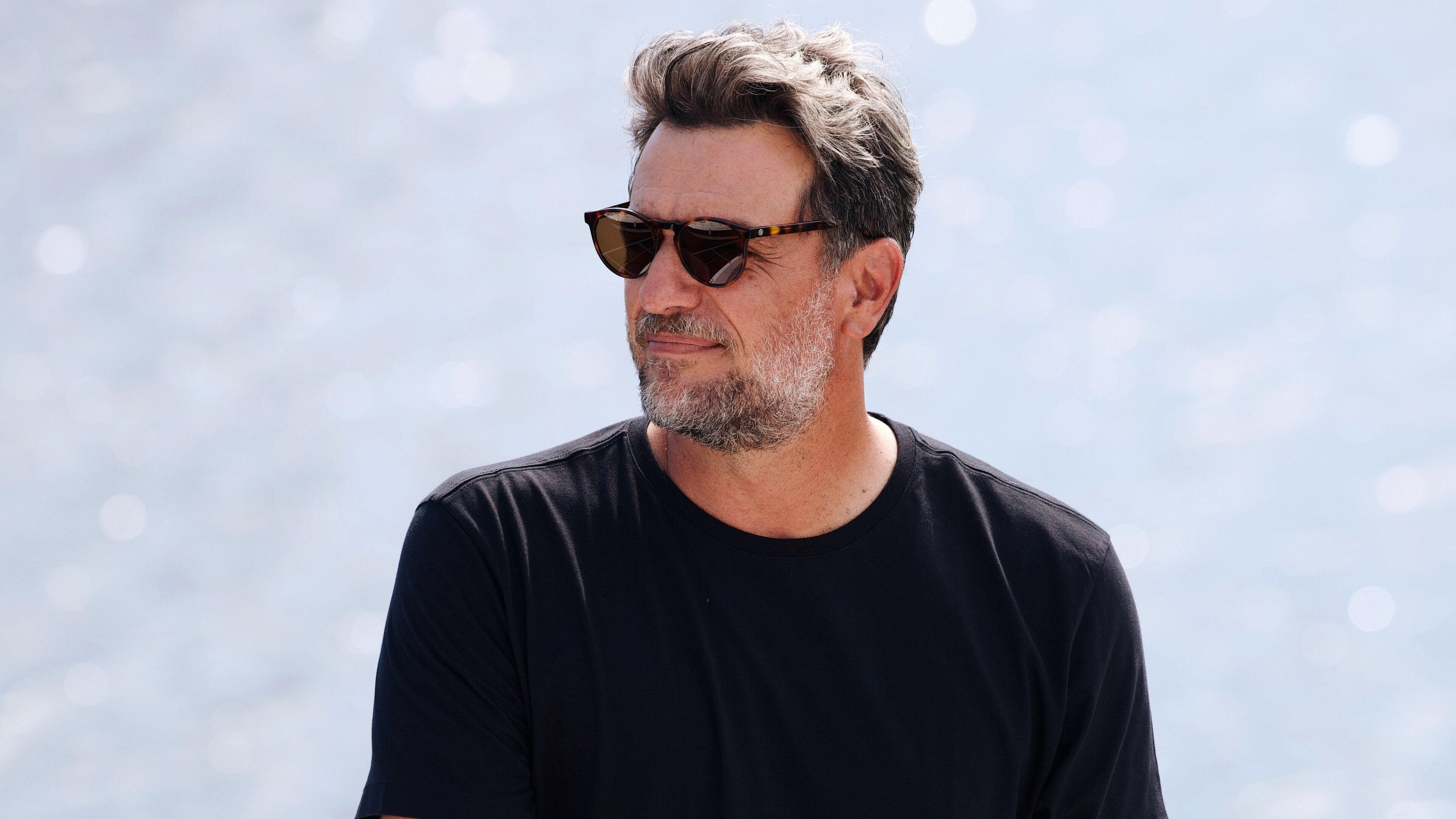 Molina (Rodrigo Lombardi) sofre nas mãos de Mércia na (Adriana Esteves) reta final da novela Mania de Você