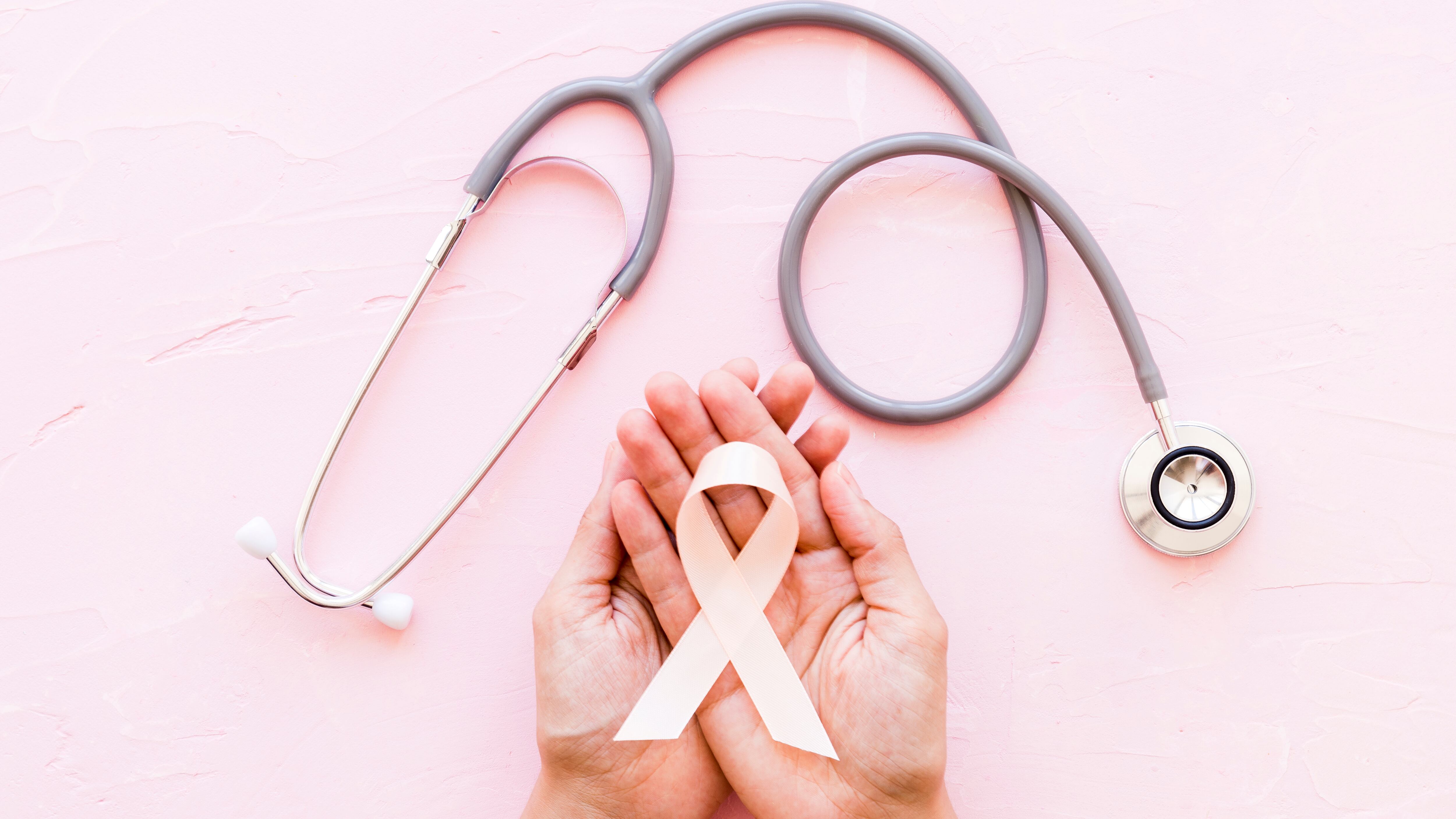 Campanha Outubro Rosa conscientiza a população sobre prevenção e diagnóstico do câncer de mama