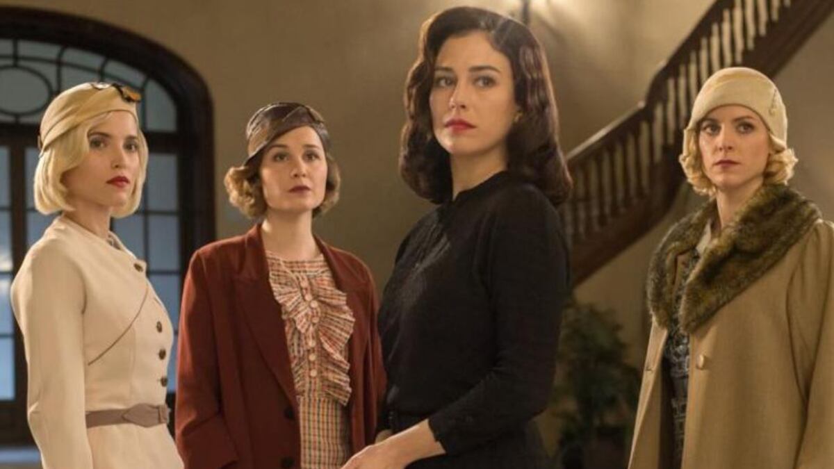 La aclamada serie de época en Netflix que dicen es más adictiva que las telenovelas turcas