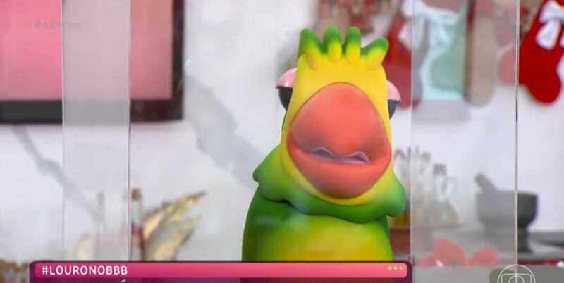 No "Mais Você", Louro Mané aparece em caixa de vidro para contar novidade do "BBB 23"