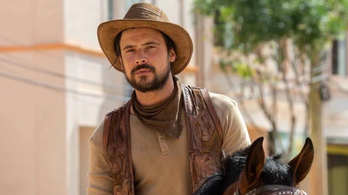 Mar do Sertão: Zé Paulino volta para Canta Pedra e descobre paixão misteriosa