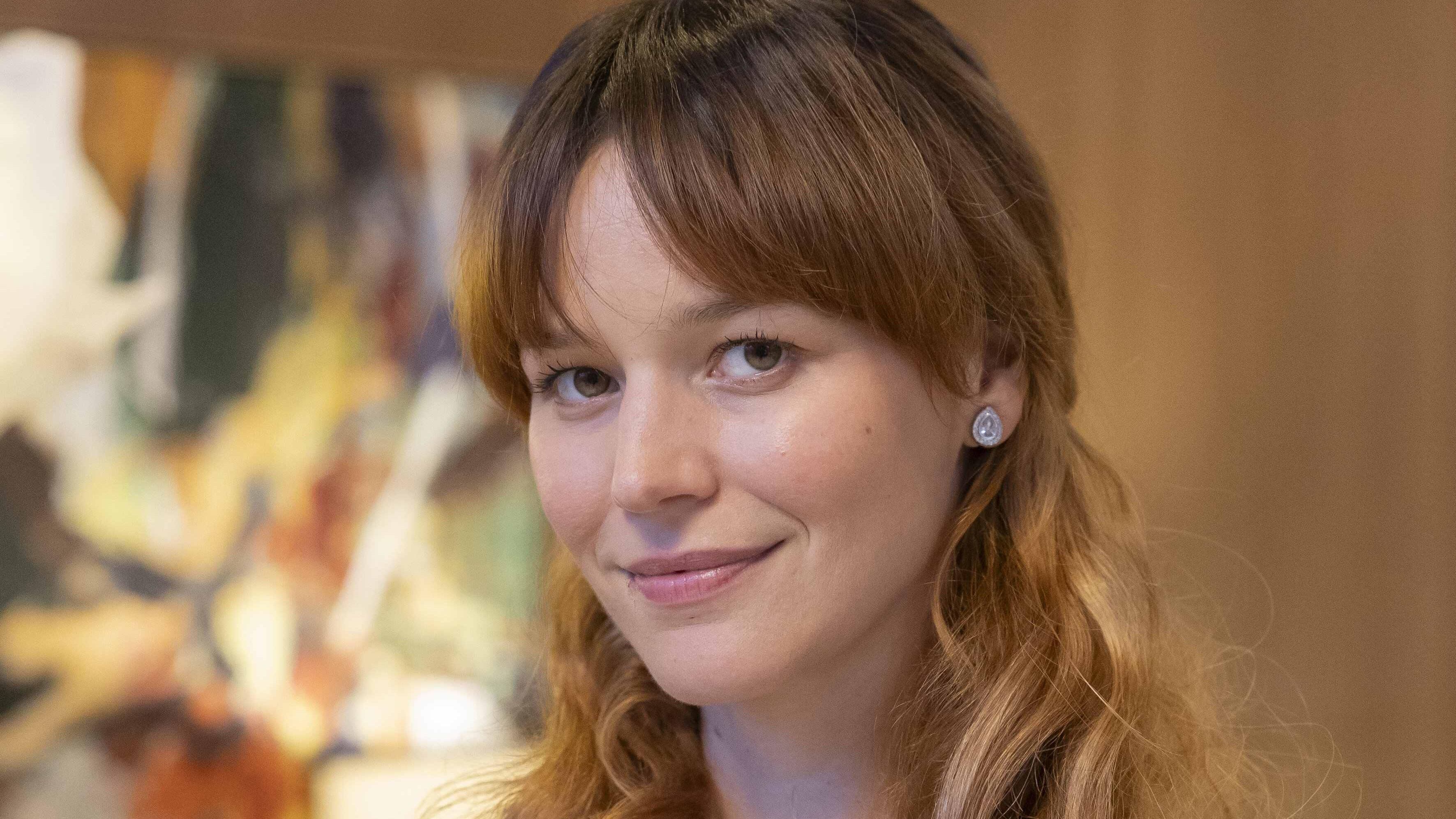 Filipa (Joana de Verona) revela suas mentiras para tirar Rudá (Nicolas Prattes) da cadeia em cena da reta final de Mania de Você