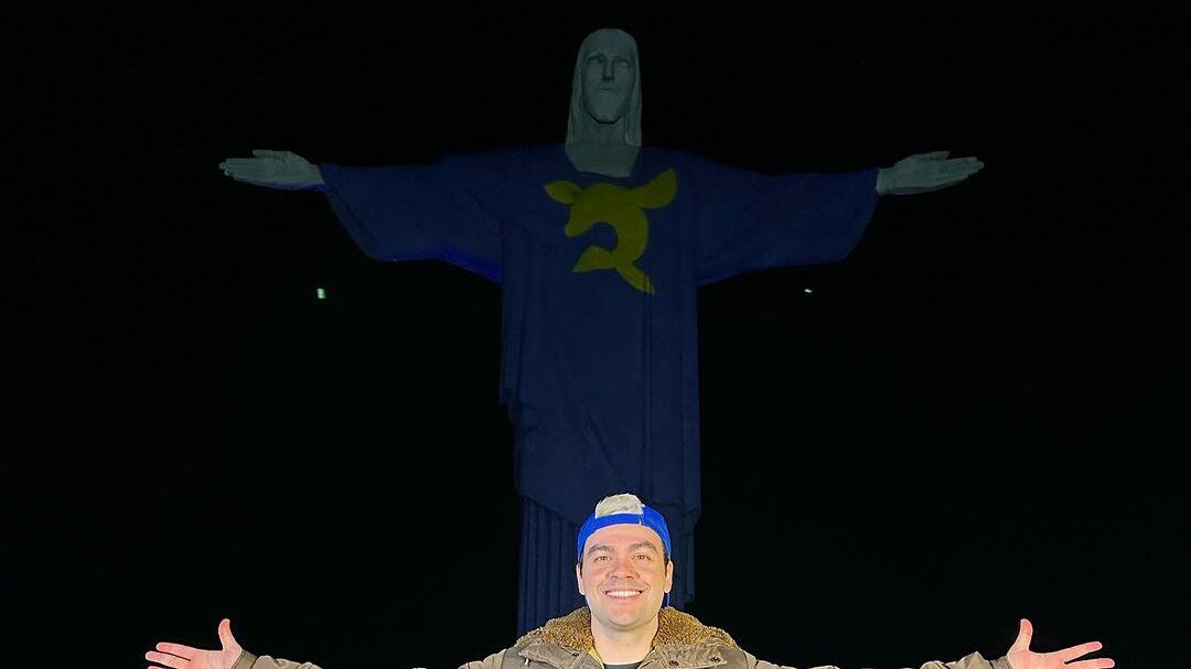 “Achava que o dinheiro era infinito”, explica Luccas Neto sobre início da fama