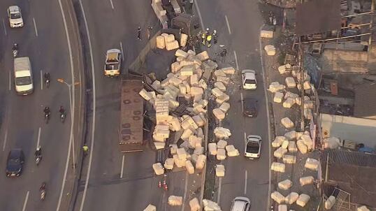 Não há informações sobre feridos