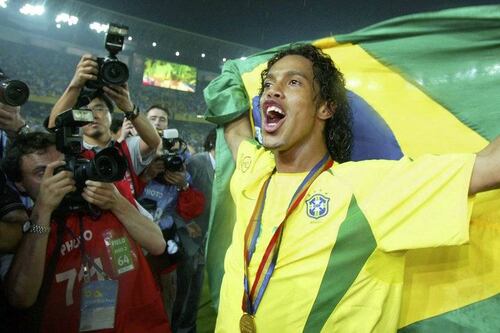 Ronaldinho critica a Seleção Brasileira: "Eles são uma vergonha, não há líderes"