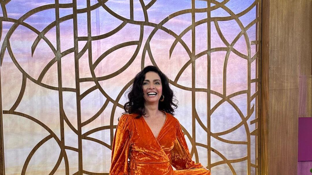 Claudia Ohana fala, mais uma vez, sobre depilação em ensaio para a Playboy em 1985