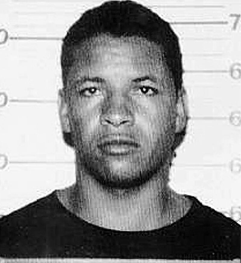 Sicario de Pablo Escobar condenado por matar más de 100 personas en la explosión de un avión, podría ser liberado.