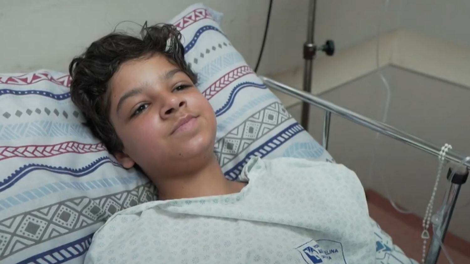 Acidente aconteceu na porta de condomínio