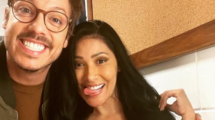 Simaria participou de programa apresentado por Porchat e internet não perdoou