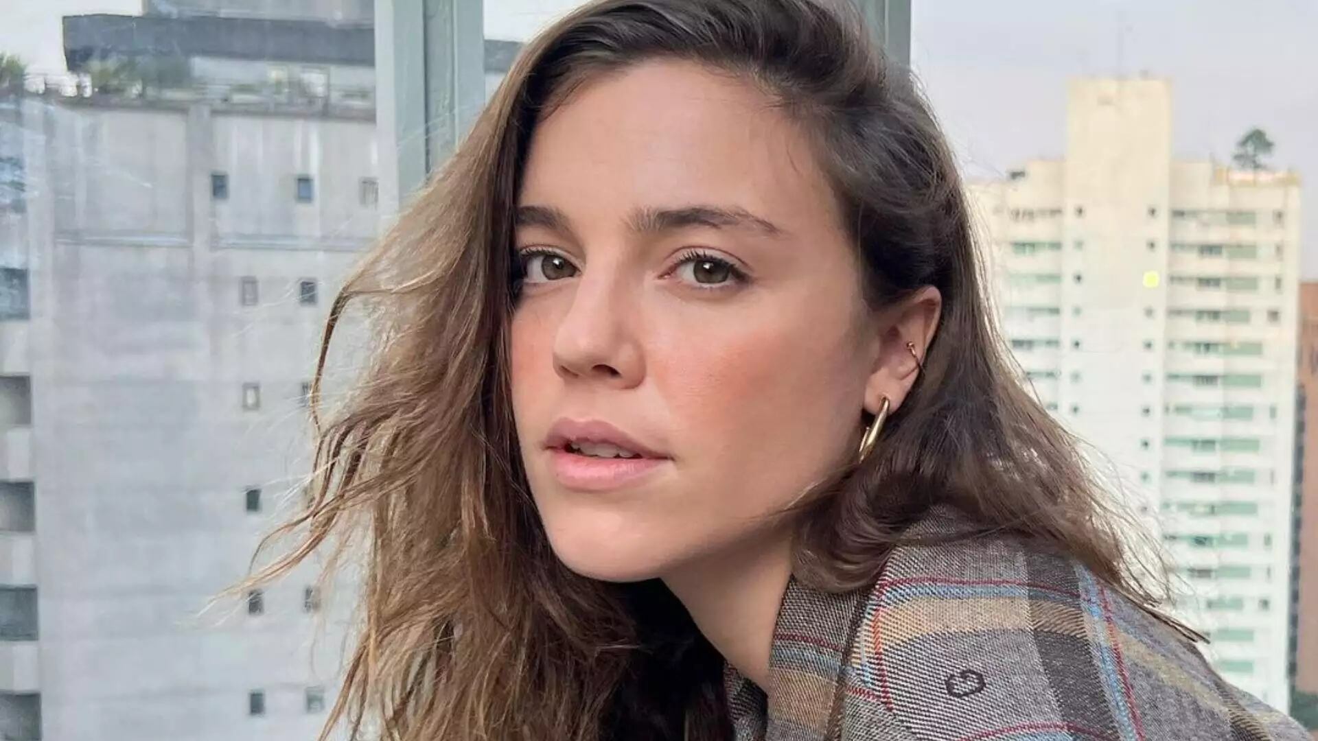 Atriz Alice Wegmann revela que sofreu abuso