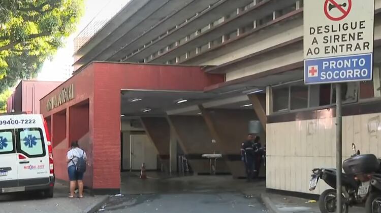 Mãe suspeita de matar filhos