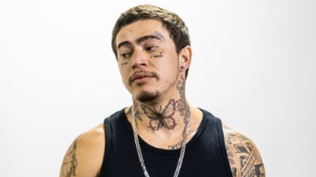 Whindersson Nunes explica motivo de viagem com ex