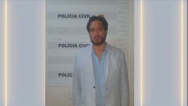 Ele teria batido no bumbum de mulher em bar de hotel de luxo