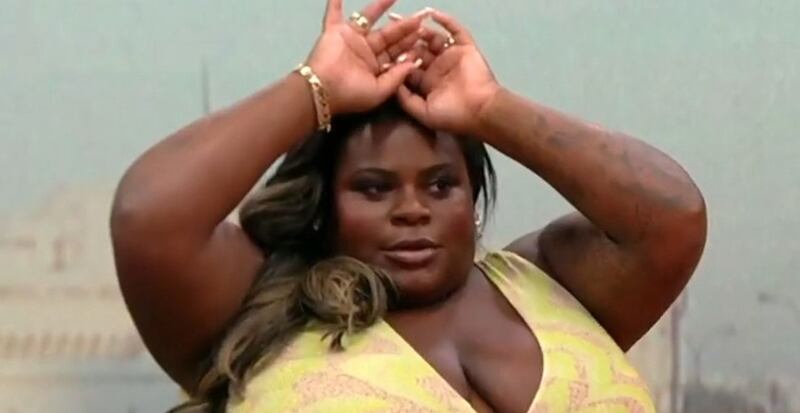 Jojo Todynho faz dança do ventre no "Central da Copa"