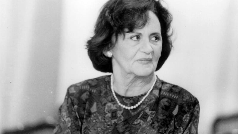 Em 1994, Laura Cardoso (Guiomar) foi afastada das gravações de A Viagem por questões médicas