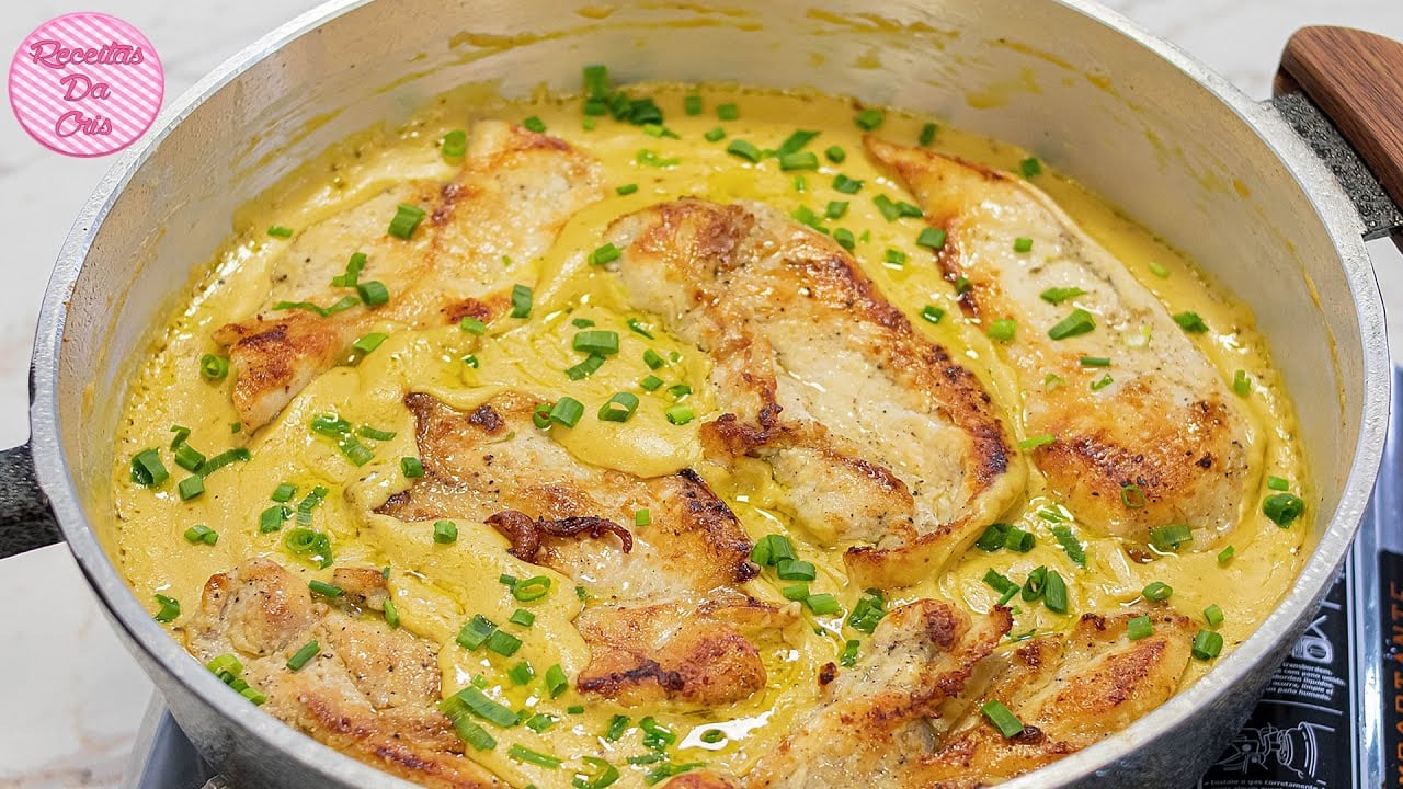 PEITO DE FRANGO AO MOLHO DE MOSTARDA