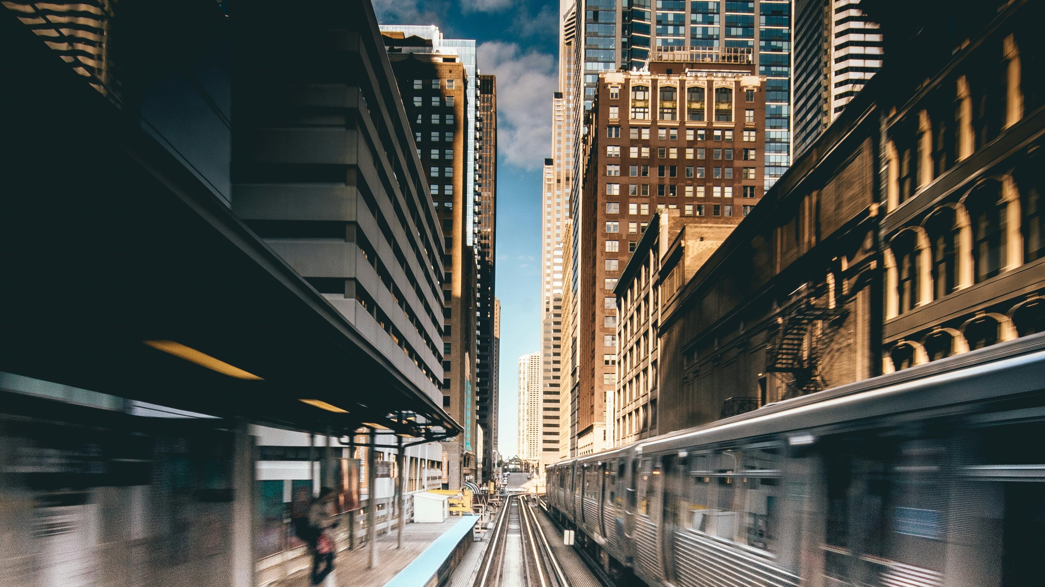 Hyperloop tiene el potencial de reducir drásticamente los tiempos de viaje entre importantes ciudades.