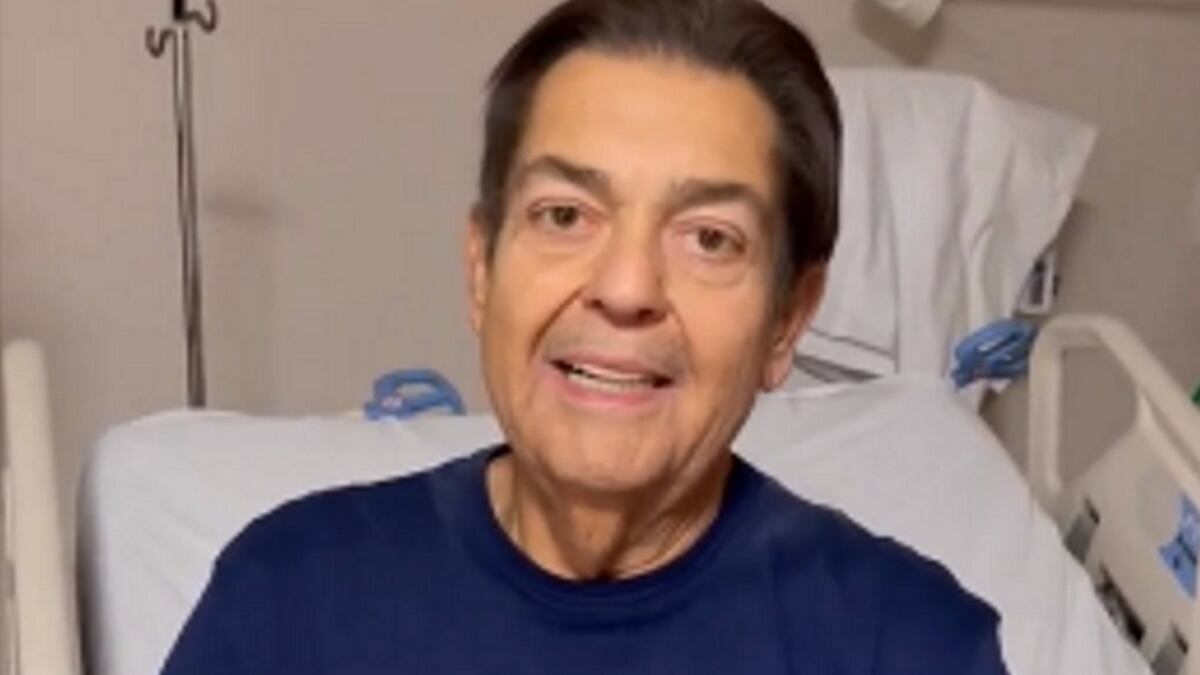 Enquanto espera pelo transplante do coração, Fausto Silva grava vídeo para tranquilizar os fãs