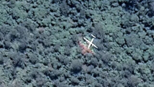 Avião 'caído' é capturado por Google Maps