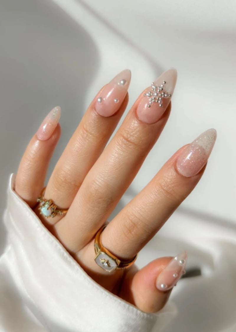 Deixe as pérolas serem as estrelas! Instagram @mydumbnails