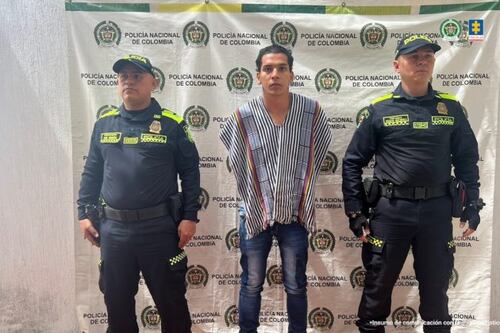 Durante uma discussão, um homem matou a mãe e a escondeu debaixo da cama