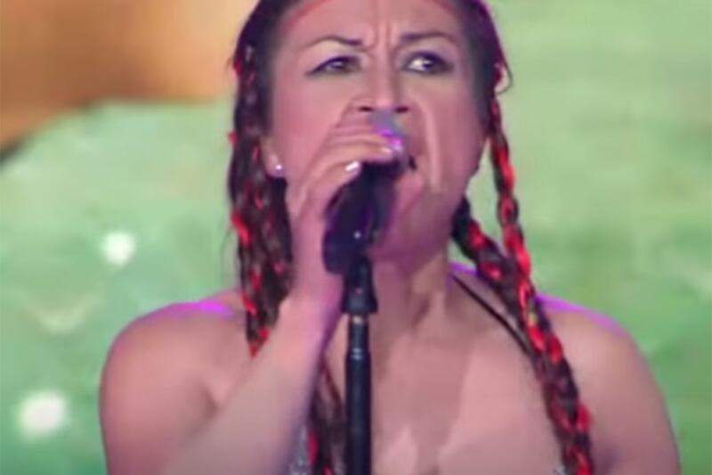 Imitadora de Shakira no tiene el mismo éxito que la barranquillera en ‘Yo me llamo’: salió casi humillada.