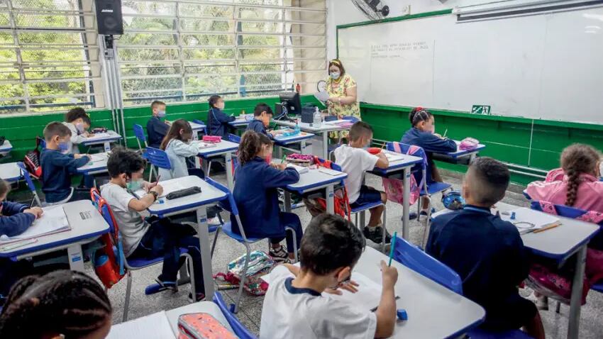 Pais devem assinar procedimento nas escolas