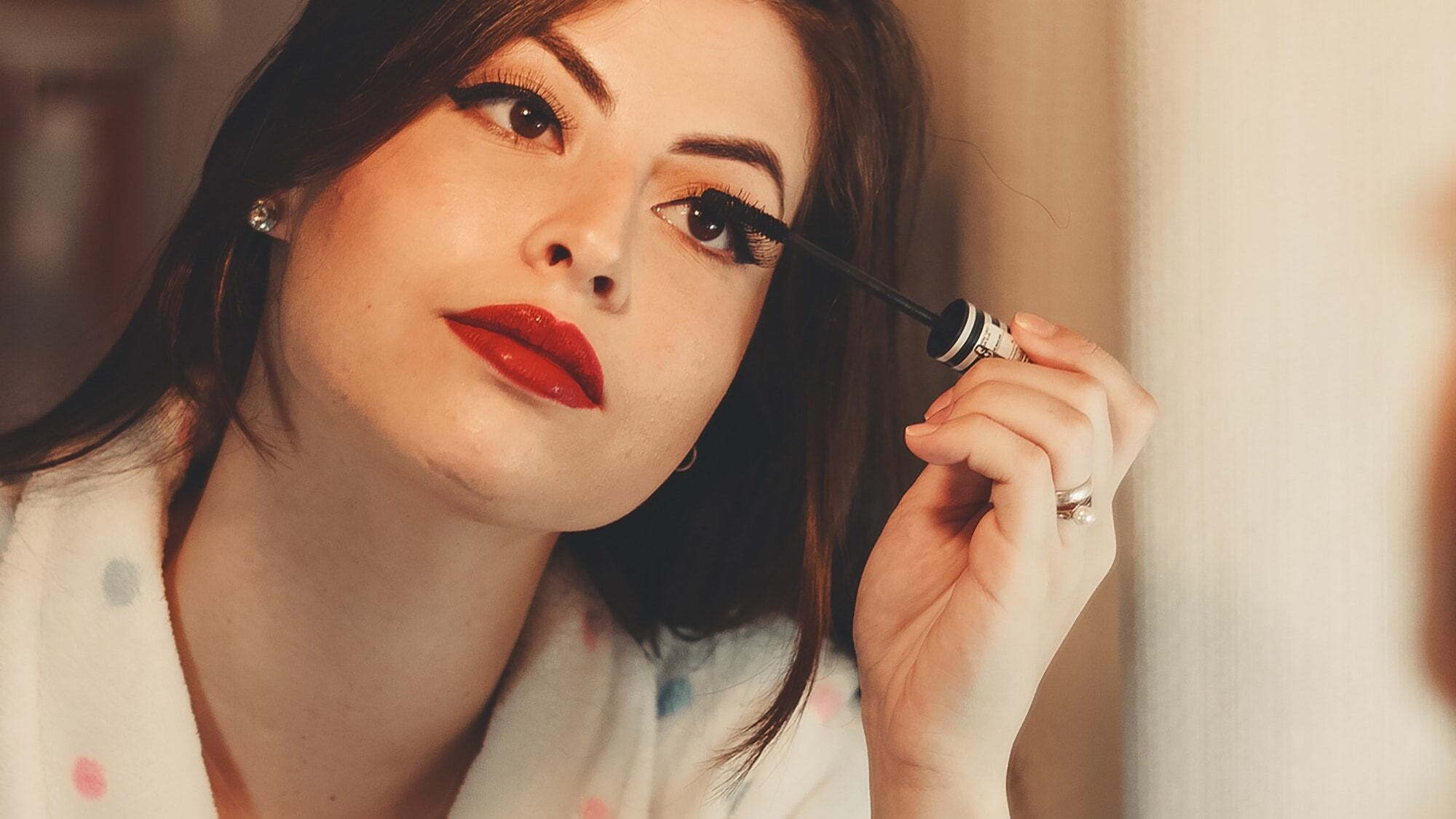 Dicas de maquiagem para parecer mais jovem.