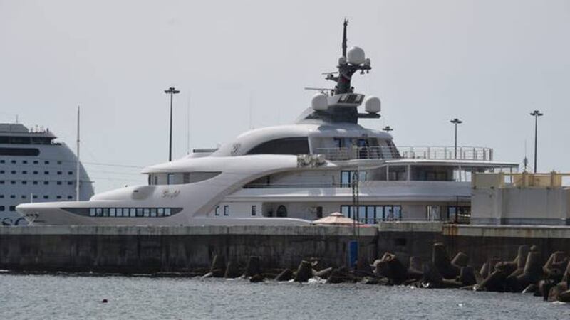 Anonymous hackeia iate de R$ 500 milhões de Vladimir Putin e o envia para o ‘inferno’