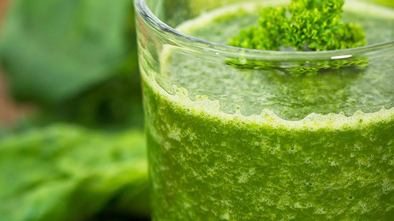 Quer ter mais energia em sua rotina? Este é o suco natural caseiro que você deve tomar