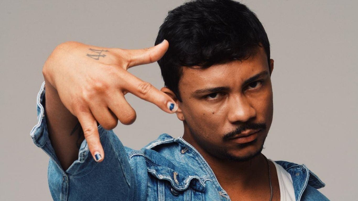 Remake de Renascer: Xamã assina com a Globo e entra para o elenco da novela de Bruno Luperi