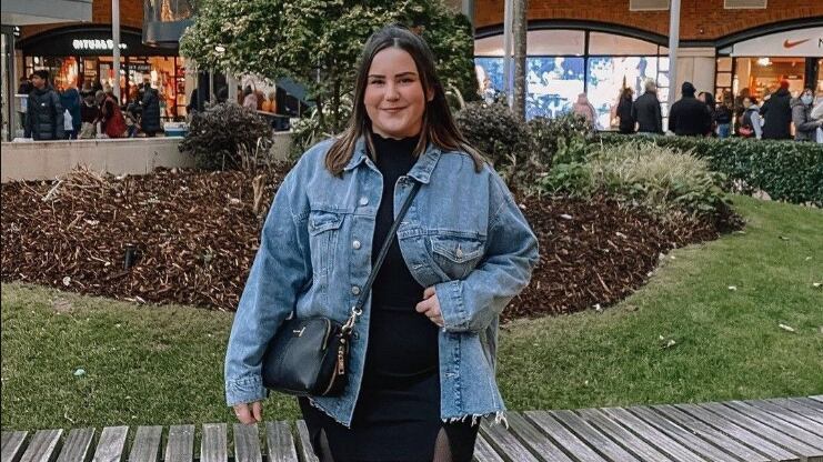 Saiba as melhores formas de usar vestido com casaco neste inverno
Foto: @kendall_leigh96