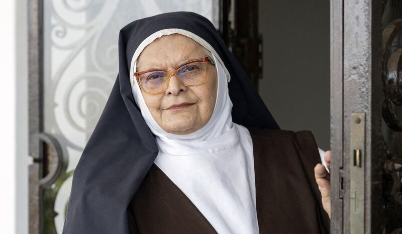 Mania de Você: Irmã Mércia (Jussara Freire)