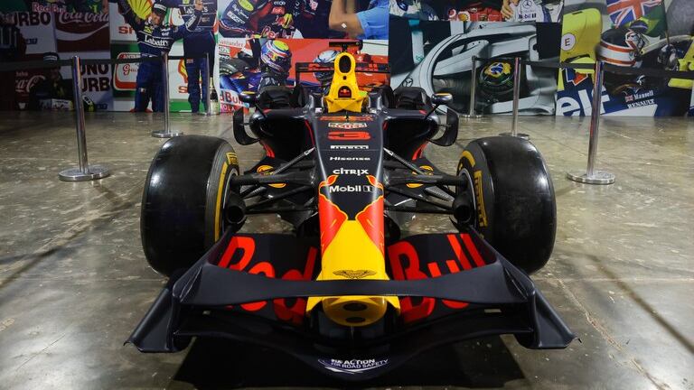 Mostra no Ibira comemora os 50 anos da Fórmula 1 no País