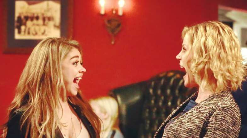 Sarah Hyland diz que conviveu com fantasma 'Olga' em Berlim