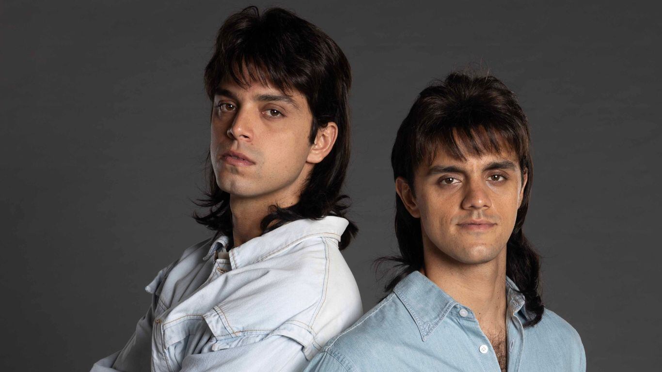 Rodrigo Simas e Felipe Simas vivem Chitãozinho e Xororó, respectivamente, na série Aventuras de José & Durval