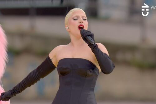 Lady Gaga surpreende seus fãs com uma mudança de visual que a deixa irreconhecível