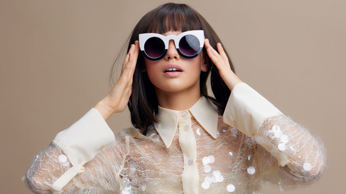 ¿Adiós vestidos de fiesta? La nueva tendencia que mezcla elegancia y comodidad en uno solo