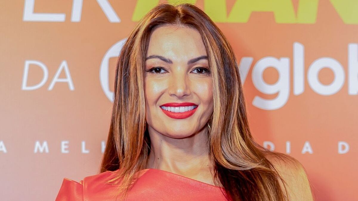Patrícia Poeta segue como apresentadora do "Encontro"