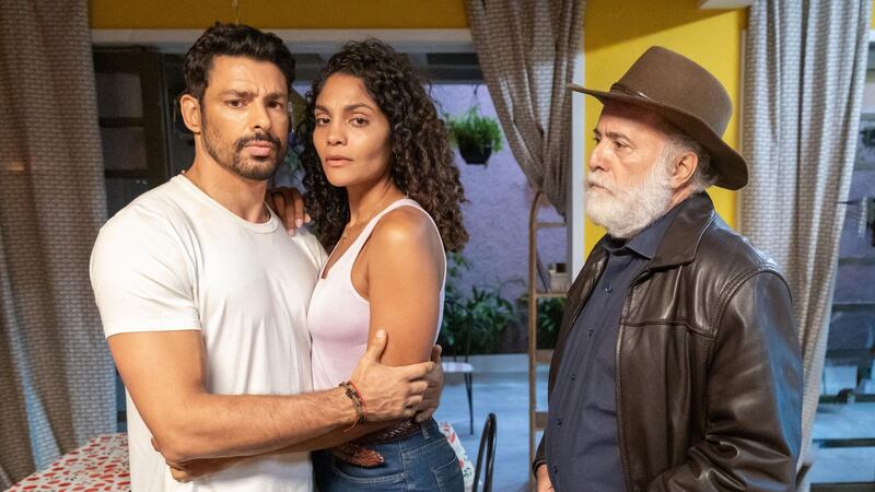 Terra e Paixão: Por Aline, Caio promete vingança contra Antônio