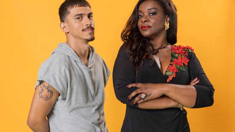 Fuzuê: Maria Navalha (Olivia Araujo) é assaltada e tesouro corre risco