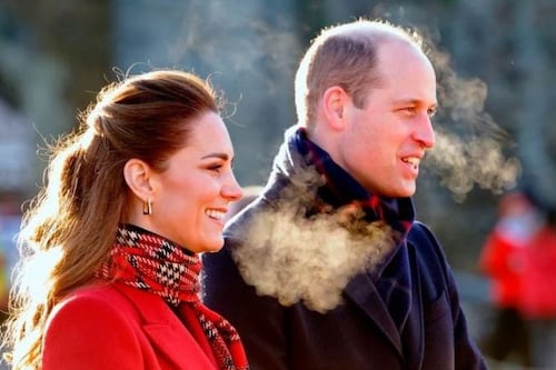 Pesquisa revela que William e Kate são mais populares que o rei Charles III