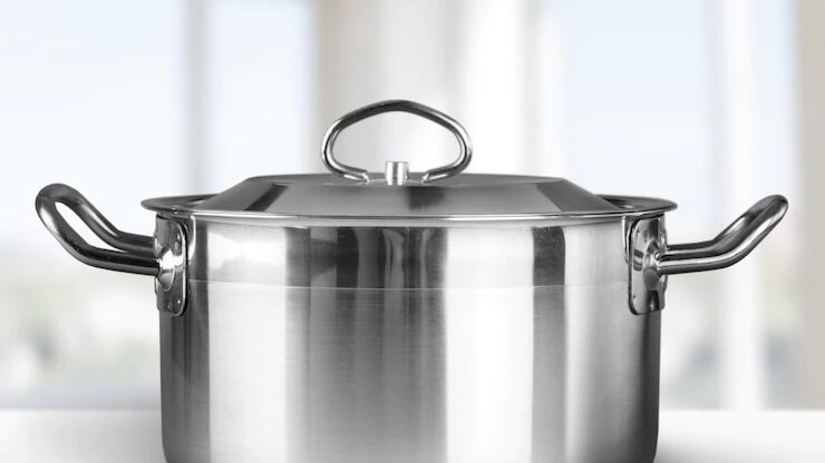 Este é o ingrediente ‘secreto’ para eliminar a mancha de ferrugem do inox