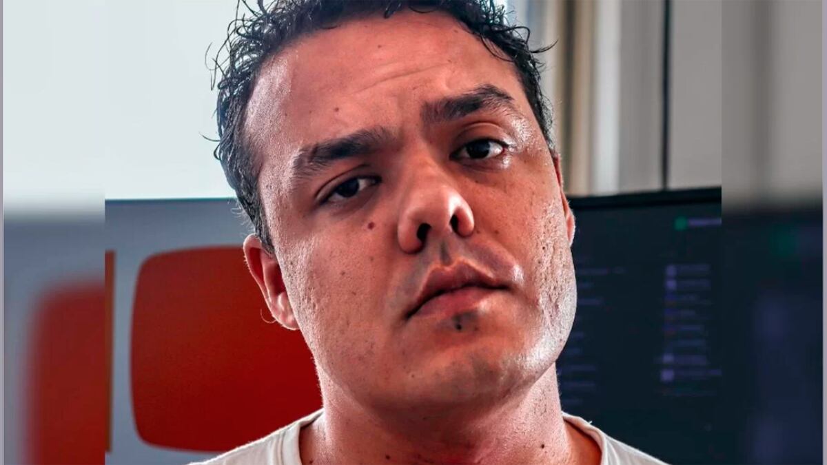 Carlos Alberto Mota Candreva, de 32 anos, caiu de um navio na costa de São Sebastião