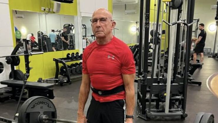 Bryan Waters, de 78 años, está más en forma que nunca gracias a su dedicación al gimnasio (Imagen: Bryan Waters).