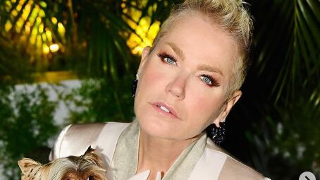 Com 18 anos, sobrinha de Xuxa, Nikki Meneghel aparece deslumbrante e arranca elogios