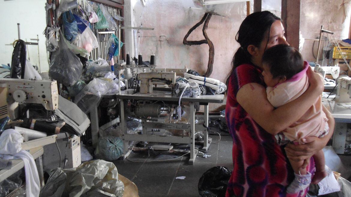 Especialistas dizem que produzir trabalho decente no Brasil é desafio